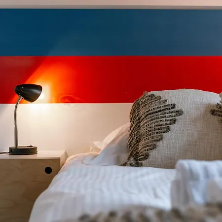 Huswell - Cozy Retro In The Heart Of * Gent
